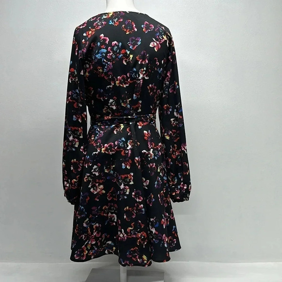 Yumi Kim Carla Wrap Dress Mini Long Sleeve Floral Butterfly Black Size Medium - Picture 6 of 12